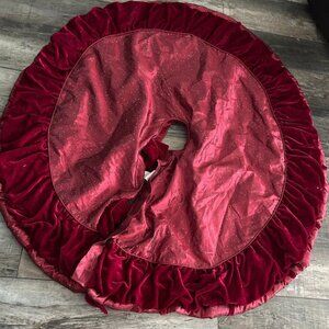 Gorgeous Burgandy Christmas Tree Skirt - w Sparkles Well made